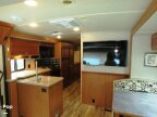 Thumbnail Photo 2 for 2017 Winnebago Sunstar