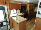 Thumbnail Photo 5 for 2017 Winnebago Sunstar