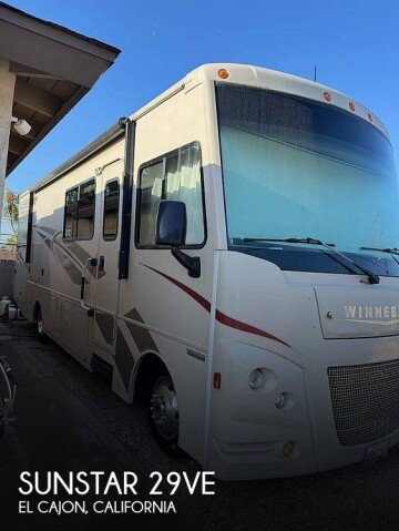 2017 Winnebago Sunstar 29VE