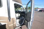 Thumbnail Photo 6 for 2017 Winnebago View