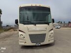 Thumbnail Photo 2 for 2017 Winnebago Vista 29VE