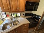 Thumbnail Photo 4 for 2017 Winnebago Vista