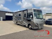 2017 Winnebago Vista 30T