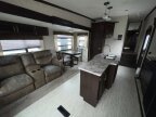 Thumbnail Photo 3 for 2017 Winnebago Voyage