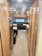 Thumbnail Photo 4 for 2018 Airstream Classic