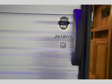 2018 Coachmen Catalina 261BHS