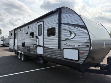 2018 Coachmen Catalina 323BHDSCK