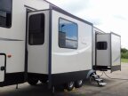 Thumbnail Photo 6 for 2018 Coachmen Chaparral