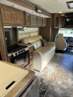 Thumbnail Photo 6 for 2018 Coachmen Concord 300TS for Sale by Owner