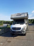 Thumbnail Photo 3 for 2018 Coachmen Prism