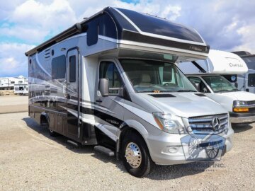 2018 Dynamax Isata 24FW