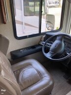 Thumbnail Photo 2 for 2018 Fleetwood Bounder 36H