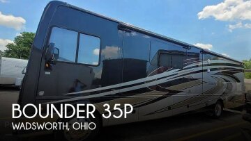 2018 Fleetwood Bounder 35P