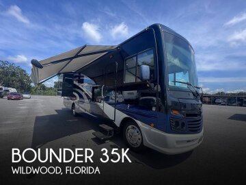 2018 Fleetwood Bounder 35K