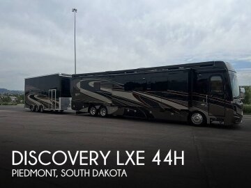 2018 Fleetwood Discovery LXE