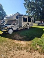 Thumbnail Photo 2 for 2018 Fleetwood Jamboree