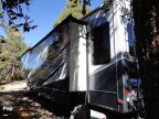 Thumbnail Photo 4 for 2018 Forest River Cardinal 3850RL