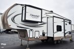Thumbnail Photo 3 for 2018 Forest River Flagstaff