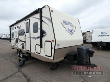 2018 Forest River Flagstaff 25BRDS