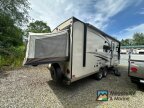 Thumbnail Photo 4 for 2018 Forest River Rockwood 233S