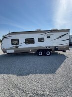 Thumbnail Photo 3 for 2018 Forest River Wildwood