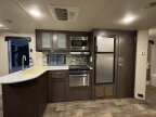 Thumbnail Photo 5 for 2018 Forest River Wildwood X-Lite for Sale by Owner
