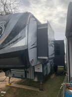 Thumbnail Photo 1 for 2018 Forest River XLR Thunderbolt
