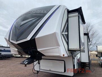 2018 Grand Design Momentum