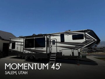 2018 Grand Design Momentum
