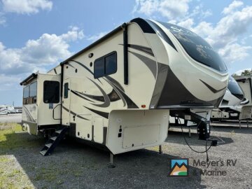 2018 Grand Design Solitude 3740BH