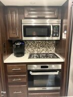 Thumbnail Photo 4 for 2018 JAYCO North Point
