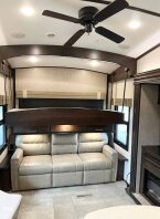 Thumbnail Photo 4 for 2018 JAYCO North Point