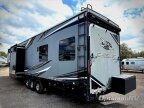 Thumbnail Photo 2 for 2018 JAYCO Seismic