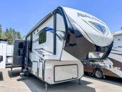 2018 Keystone Avalanche 300RE