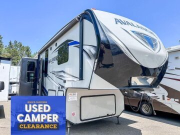 2018 Keystone Avalanche 300RE