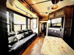 Thumbnail Photo 5 for 2018 Keystone Fuzion 417
