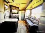 Thumbnail Photo 3 for 2018 Keystone Fuzion 369
