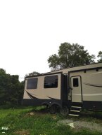 Thumbnail Photo 2 for 2018 Keystone Laredo
