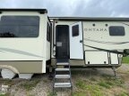 Thumbnail Photo 4 for 2018 Keystone Montana