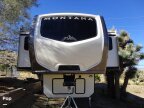 Thumbnail Photo 2 for 2018 Keystone Montana 3730FL