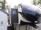 Thumbnail Photo 4 for 2018 Keystone Montana