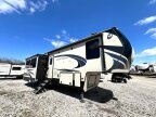 Thumbnail Photo 2 for 2018 Keystone Montana