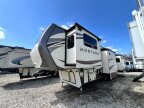 Thumbnail Photo 5 for 2018 Keystone Montana 3731FL