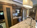 Thumbnail Photo 6 for 2018 Keystone Montana 3721RL