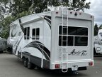 Thumbnail Photo 6 for 2018 Northwood Arctic Fox