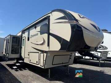 2018 Prime Time Manufacturing Crusader 319RKT