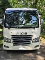 Thumbnail Photo 1 for 2018 Thor Axis 25.4