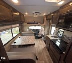 Thumbnail Photo 5 for 2018 Thor Four Winds 22E