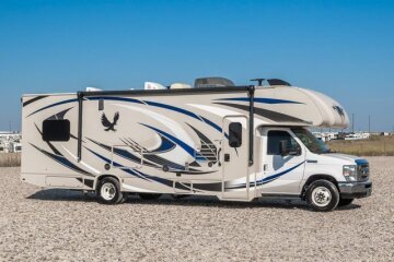 2018 Thor Outlaw 29H