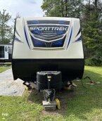Thumbnail Photo 6 for 2018 Venture SportTrek